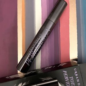 NIB Urban Decay Perversion Mascara - Full-size